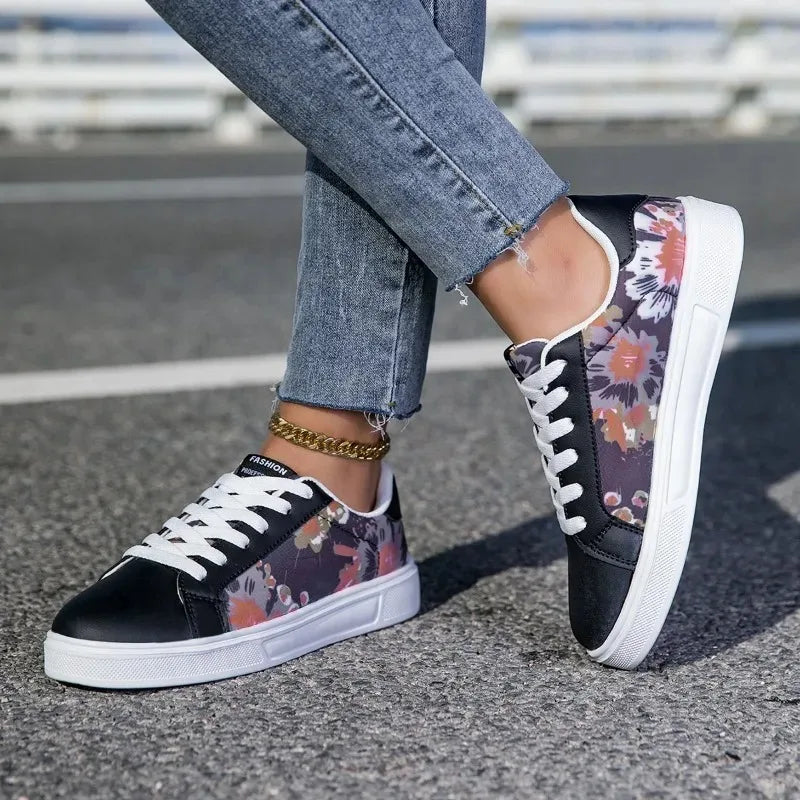 Women’s Lightweight Casual Sneakers – Soft Sole Comfortable Flats